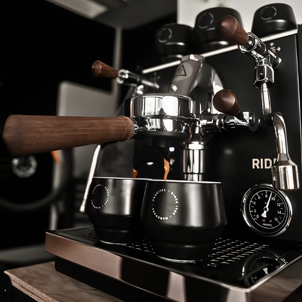 Profitec RIDE Black Edition Coffee Machine + 𝗕𝗢𝗡𝗨𝗦 4 𝗠𝗢𝗡𝗧𝗛 𝗖𝗢𝗙𝗙𝗘𝗘 𝗦𝗨𝗕𝗦𝗖𝗥𝗜𝗣𝗧𝗜𝗢𝗡