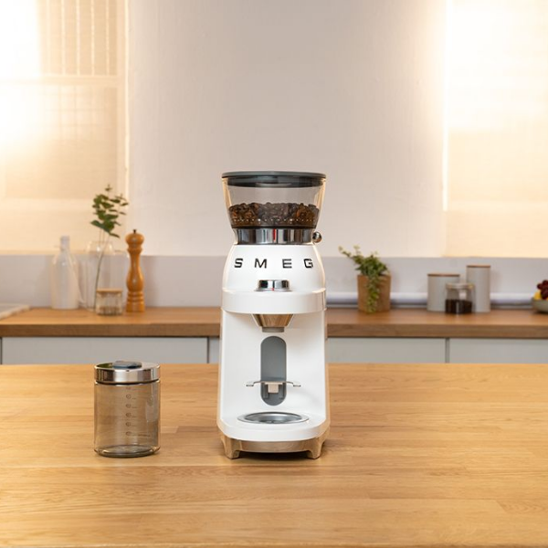 Smeg 50s Style CGF03 Coffee Grinder - Carton Damaged