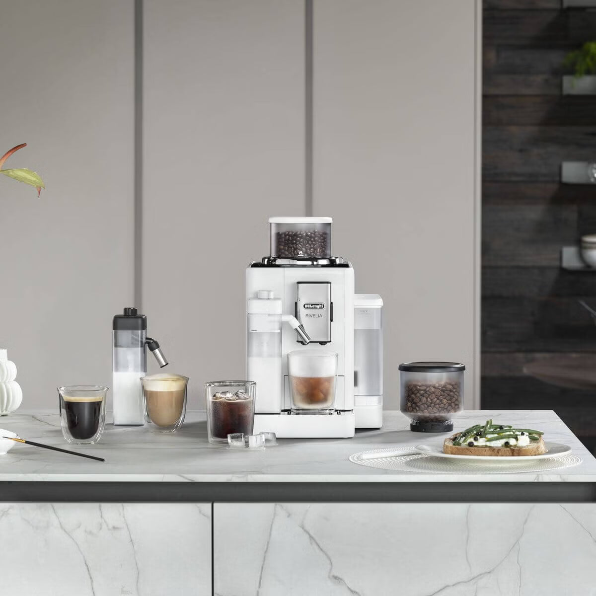 Delonghi Rivelia with Cool Carafe White Coffee Machine Carton Damaged EXAM44057W