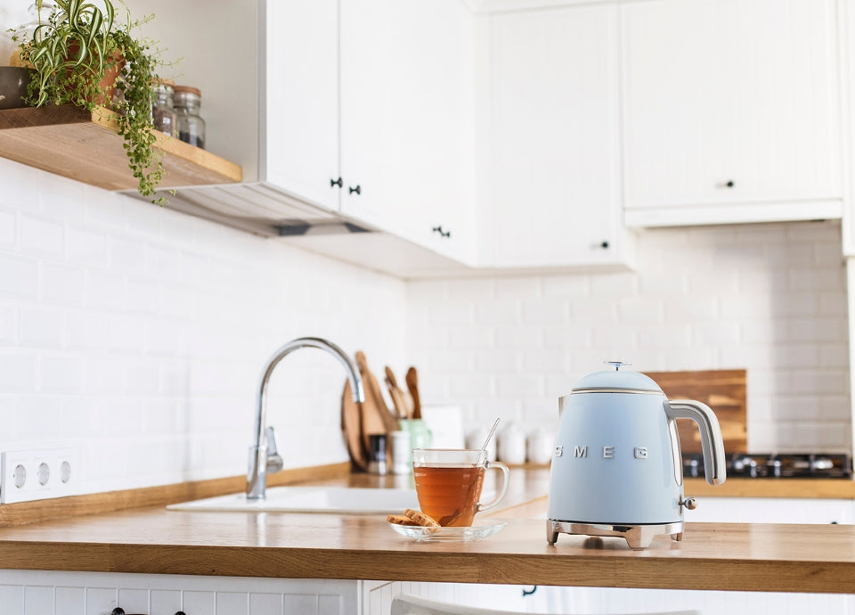 Smeg Mini Kettle KLF05 - Carton Damaged