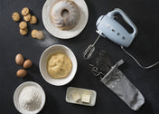Smeg Hand Mixer - Carton Damaged