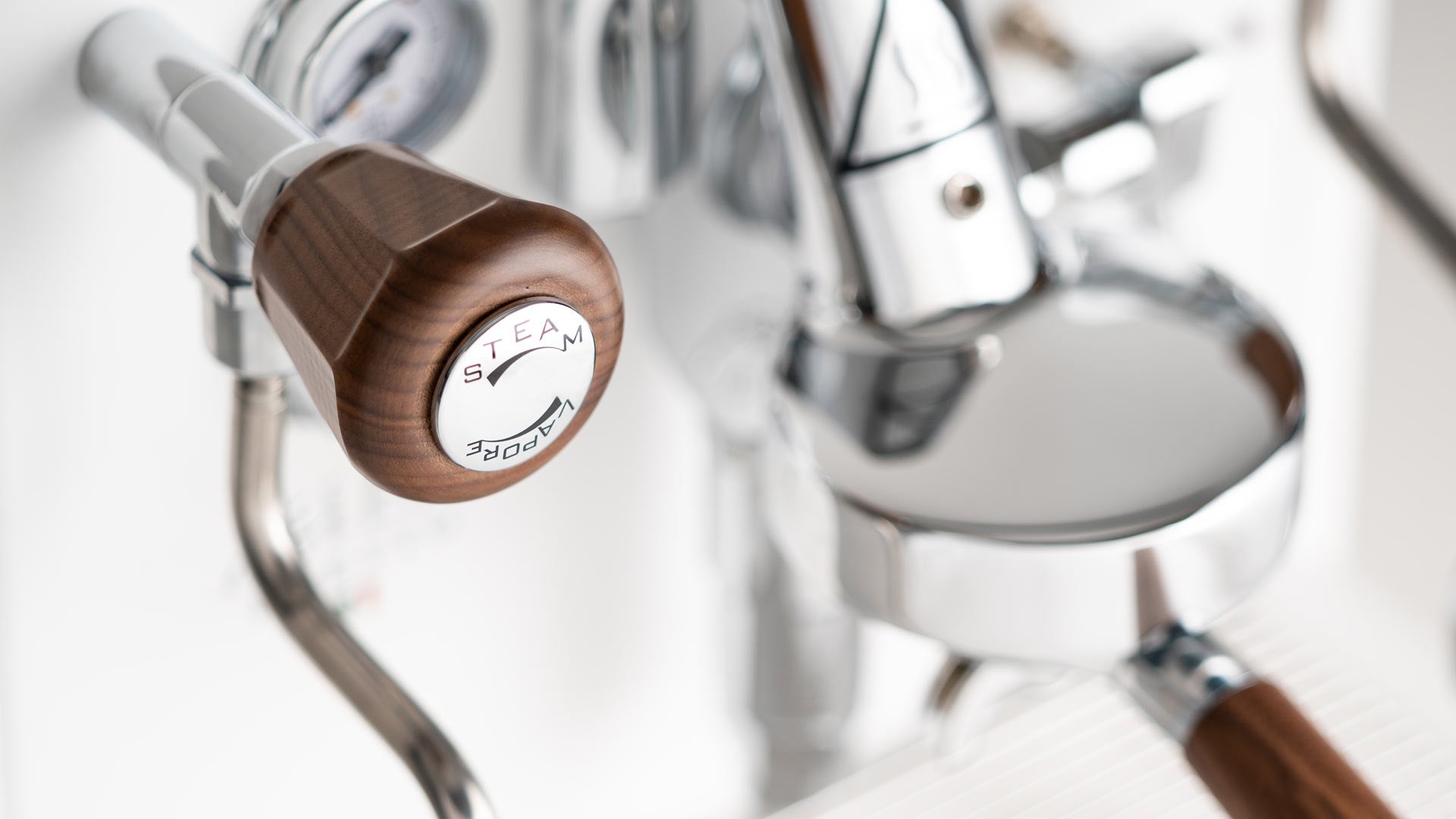 Izzo Alex Duetto IV Plus - Prestige Coffee - Izzo - Lever Valves - Black
