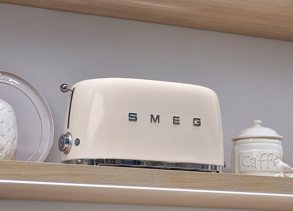 Smeg TSF02 4 Slice Toaster - Carton Damaged - Prestige Coffee - Smeg - Red